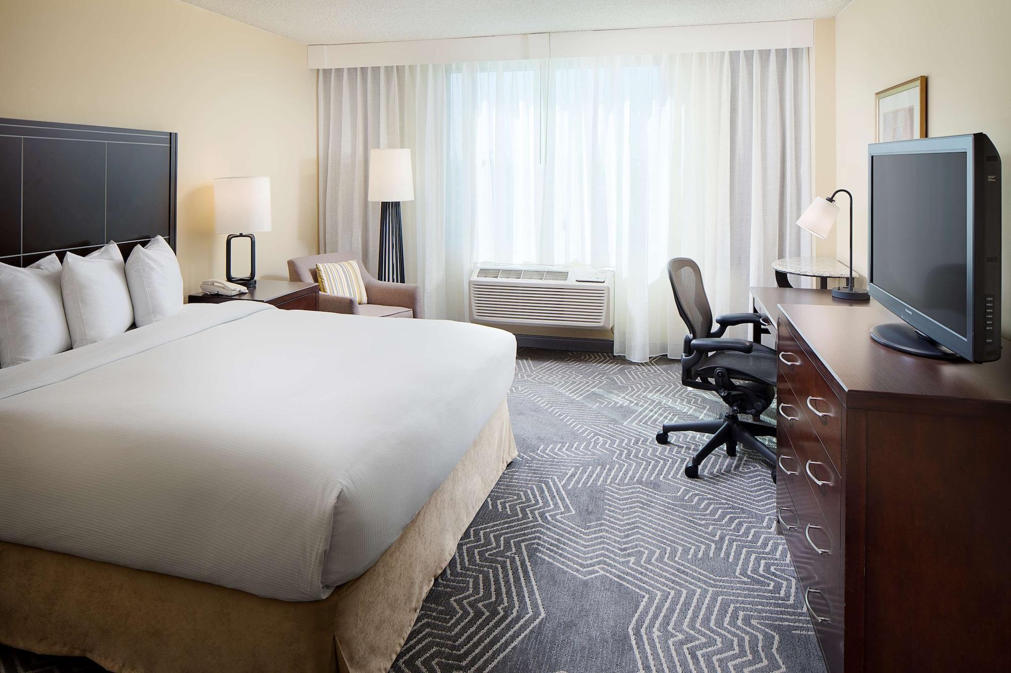 Doubletree By Hilton Los Angeles/Commerce Exterior photo
